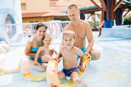 500 Forintért a fürdőbe