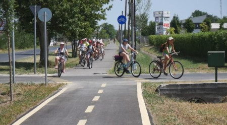 Elkészült a Mórahalomtól Kissorig tartó új kerékpárút