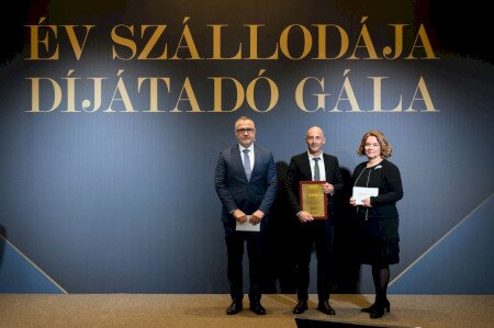 Ismét elnyerte az Év Szállodája címet az Elixír Medical Wellness Hotel