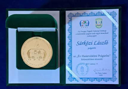 Ismét kitüntetéseket vehetett át Sárközi László