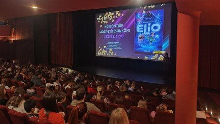 Jutalomnak indult, térségi moziünnep lett