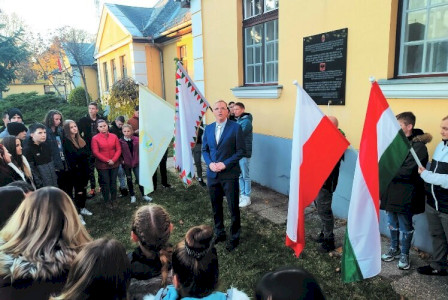 Lengyel menekültek Mórahalmon – A helyi szakképző diákjai emlékeztek meg a múlt századi eseményekről