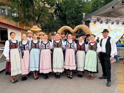 Mórahalmi néptáncosok a 116. Dužijancán