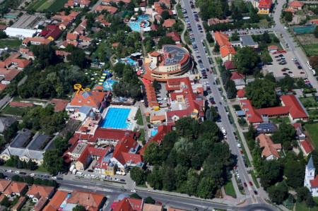 Közel két milliárd forint jut Mórahalomra a Terület- és településfejlesztési Operatív Programból