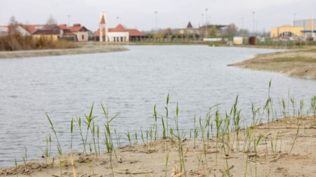 A Szent János-tó térségben fejlesztenek Mórahalmon