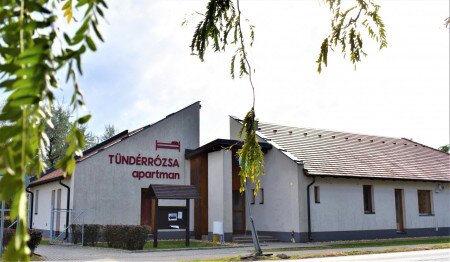 Tündérrózsa Apartman