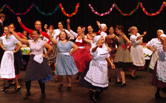 Sikeres “Zárszámadás” az Aranyszöm Rendezvényházban