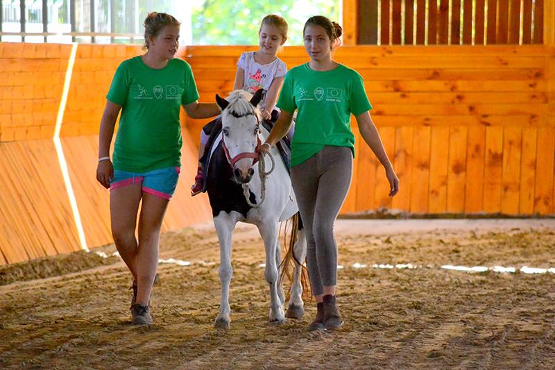Mórahalmon nem kell gép előtt ülniük a gyerekeknek