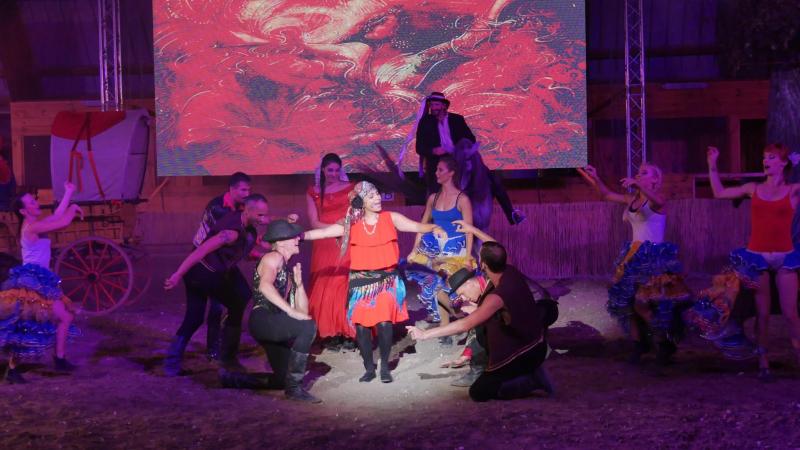 Három felejthetetlen koncert után kezdődött a lovasszínházi évad