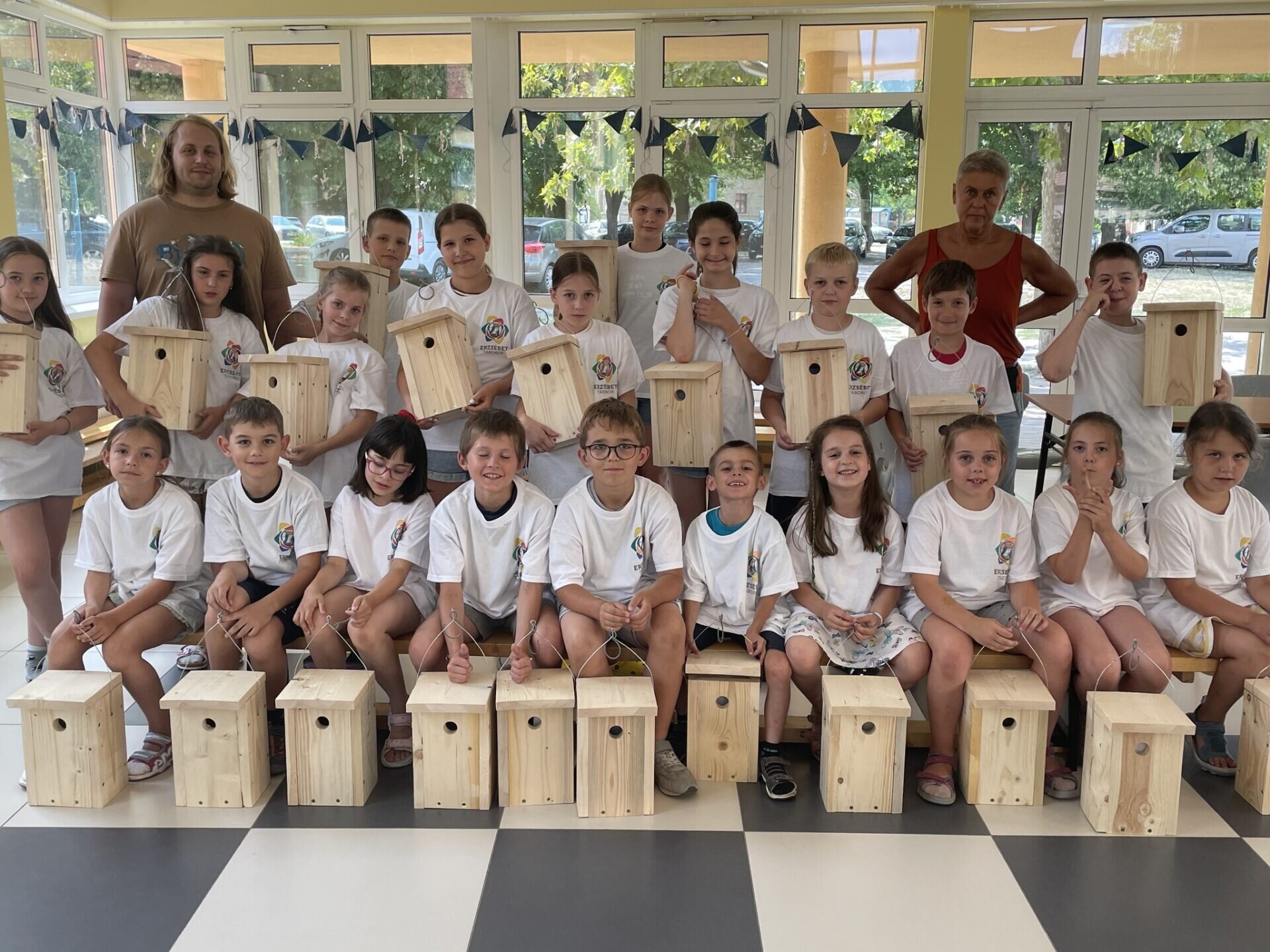 Ökotáborozók a madárodukkal